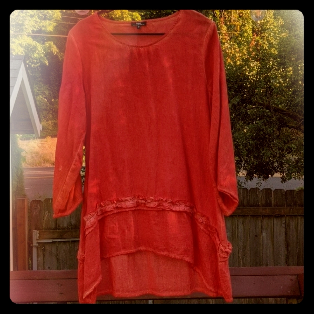 Women's linen tunic blouse